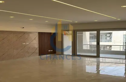 Penthouse - 3 Bedrooms - 3 Bathrooms for sale in Crystal Plaza - Zahraa El Maadi - Hay El Maadi - Cairo