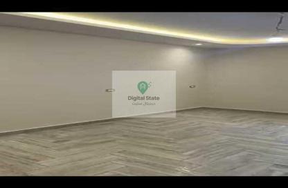 Apartment - 4 Bedrooms - 3 Bathrooms for sale in Mahmoud Ghoneim St. - 6th Zone - Nasr City - Cairo