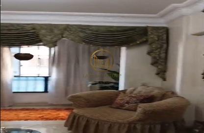 Apartment - 2 Bedrooms - 1 Bathroom for sale in Masaken Zahraa Nasr City St. - Zahraa Madinat Nasr - Nasr City - Cairo