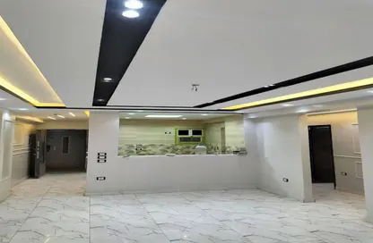 Apartment - 3 Bedrooms - 2 Bathrooms for sale in Al Lebeny Axis - El Mariouteya - Faisal - Hay El Haram - Giza