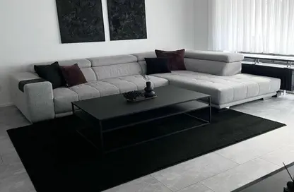 شقة - 3 غرف نوم - 3 حمامات للبيع في كلوب هيلز - محور 26 يوليو - مدينة 6 أكتوبر - الجيزة