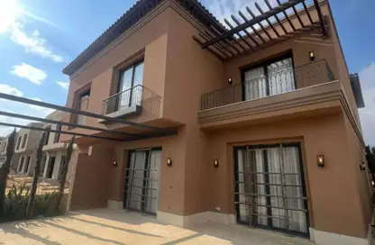 Townhouse - 3 Bedrooms - 4 Bathrooms for sale in Village West - Sheikh Zayed Compounds - Sheikh Zayed City - Giza