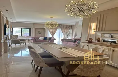 Apartment - 3 Bedrooms - 2 Bathrooms for sale in Moon Residences - Fifth Square - The 5th Settlement - New Cairo City - Cairo