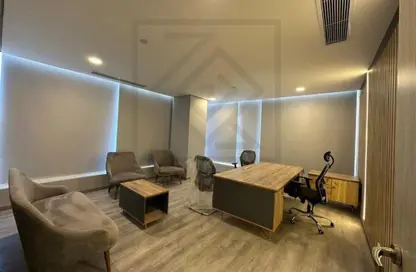 مساحات مكتبية - 3 غرف نوم - 1 حمام للايجار في ووك اوف كايرو - كمبوندات الشيخ زايد - الشيخ زايد - الجيزة