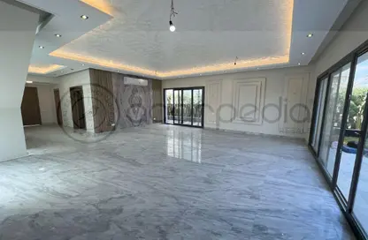 شقة - 2 غرف نوم - 3 حمامات للبيع في كمبوند البروج - كمبوندات الشروق - مدينة الشروق - القاهرة