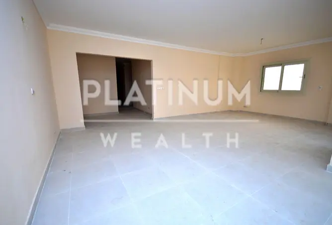 100923126 - Property Image 3