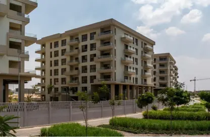 شقة للبيع في كمبوند البروج - كمبوندات الشروق - مدينة الشروق - القاهرة