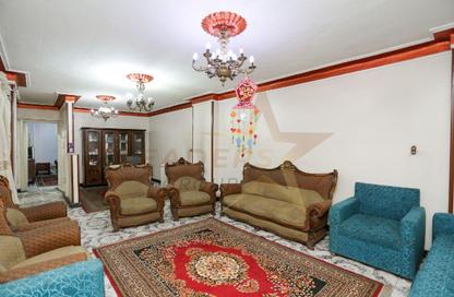 Apartment - 3 Bedrooms - 1 Bathroom for sale in Gamela Abou Hred St. - Seyouf - Hay Awal El Montazah - Alexandria