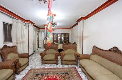 Apartment - 3 Bedrooms - 1 Bathroom for sale in Gamela Abou Hred St. - Seyouf - Hay Awal El Montazah - Alexandria
