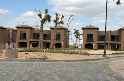 Villa - 3 Bedrooms - 4 Bathrooms for sale in Village West - Sheikh Zayed Compounds - Sheikh Zayed City - Giza