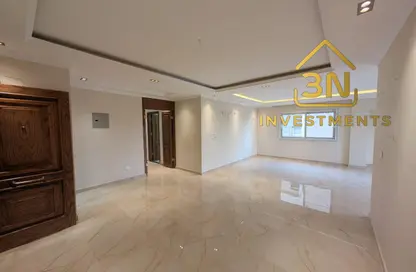 شقة - 4 غرف نوم - 3 حمامات للايجار في سكوير - كمبوندات التجمع الخامس - التجمع الخامس - مدينة القاهرة الجديدة - القاهرة