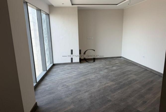 8452608 - Property Image 2