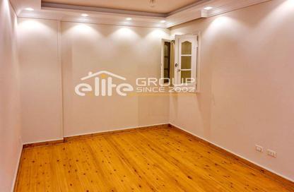 Apartment - 3 Bedrooms - 2 Bathrooms for sale in Camp Chezar - Hay Wasat - Alexandria
