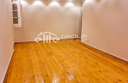 Apartment - 3 Bedrooms - 2 Bathrooms for sale in Camp Chezar - Hay Wasat - Alexandria