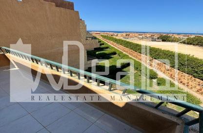 Chalet - 3 Bedrooms - 2 Bathrooms for sale in Bluemar Wadi Degla - Sidi Abdel Rahman - North Coast