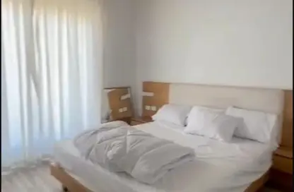 Apartment - 3 Bedrooms - 3 Bathrooms for sale in Village West - Sheikh Zayed Compounds - Sheikh Zayed City - Giza