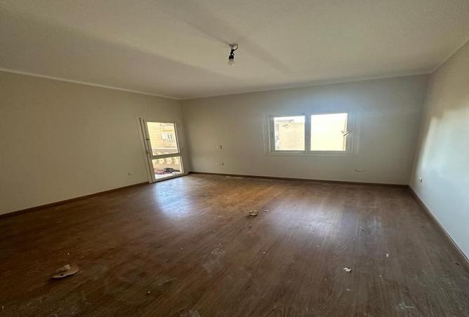 8599858 - Property Image 3