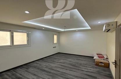 Apartment - 3 Bedrooms - 3 Bathrooms for sale in Hyde Park - New Cairo City - Cairo