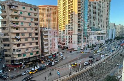 مساحات مكتبية - استوديو - 1 حمام للبيع في شارع طلعت - سان ستيفانو - حي شرق - الاسكندرية