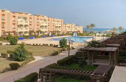 Chalet - 3 Bedrooms - 2 Bathrooms for sale in Coronado Beach - Al Ain Al Sokhna - Suez