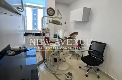 Clinic - Studio - 1 Bathroom for sale in Medical Park Premier - 5th Settlement Compounds - The 5th Settlement - New Cairo City - Cairo