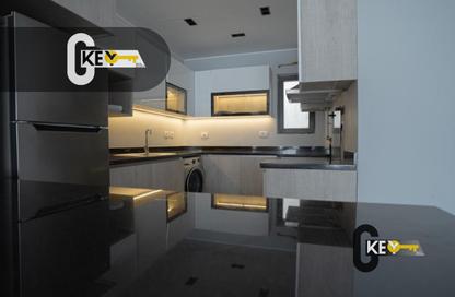 Apartment - 2 Bedrooms - 3 Bathrooms for rent in Lake View Residence - 5th Settlement Compounds - The 5th Settlement - New Cairo City - Cairo