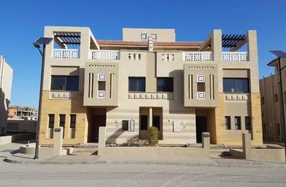 منزل مزدوج - 6 غرف نوم - 6 حمامات للبيع في جرين 4 - كمبوندات 6 أكتوبر - مدينة 6 أكتوبر - الجيزة