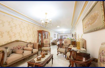 Apartment - 3 Bedrooms - 2 Bathrooms for sale in Gamal Abdel Nasser St. - El Mandara - Hay Than El Montazah - Alexandria