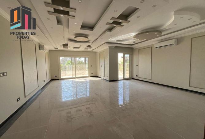 8630440 - Property Image 2