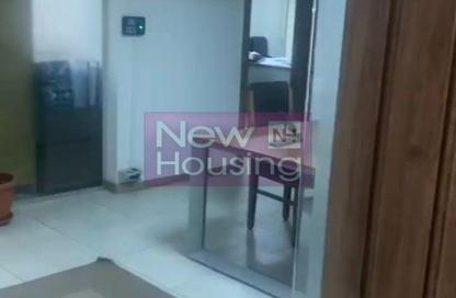 Apartment - 3 Bedrooms - 1 Bathroom for sale in Zamalek - Cairo