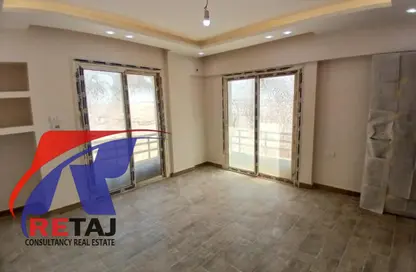 شقة - 3 غرف نوم - 3 حمامات للايجار في جاليريا  مون فالى - المستثمرين الجنوبية - مدينة القاهرة الجديدة - القاهرة