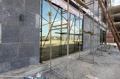 Retail - Studio - 2 Bathrooms for sale in Space mall gates - 26th of July Corridor - 6 October City - Giza