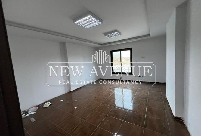 70632242 - صورة العقار 3