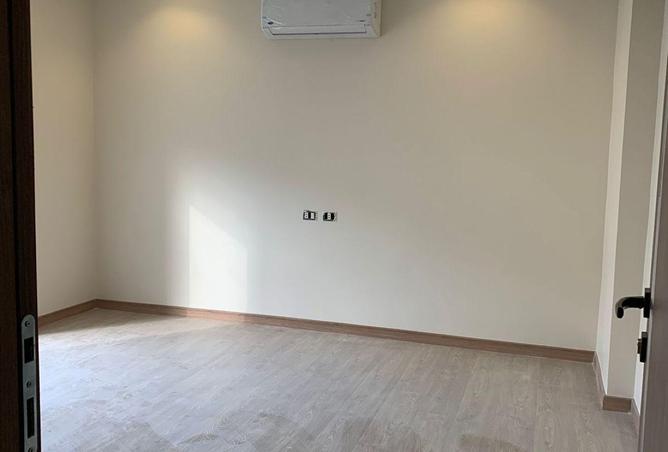 82104071 - صورة العقار 3