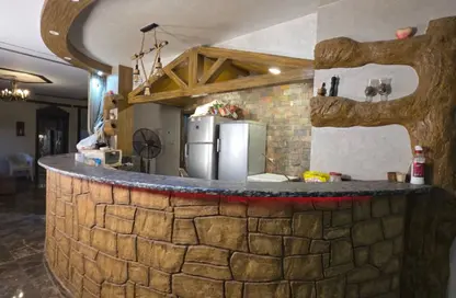 شقة - 4 غرف نوم - 3 حمامات للبيع في الحي الخامس - مدينة العبور - القليوبية