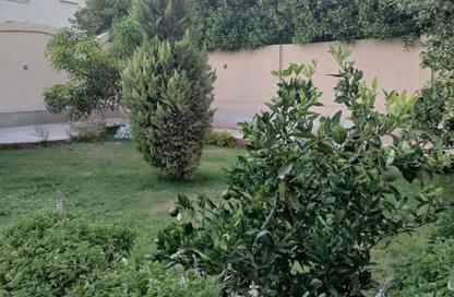 Villa - 6 Bedrooms - 4 Bathrooms for sale in 1st District East - Shorouk City - Cairo Villa - 6 Bedrooms - 4 Bathrooms for sale in 1st District East - Shorouk City - Cairo