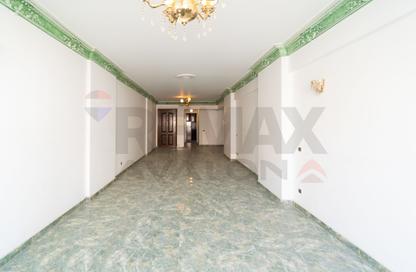 Apartment - 3 Bedrooms - 2 Bathrooms for sale in Grand View - Smouha - Hay Sharq - Alexandria Apartment - 3 Bedrooms - 2 Bathrooms for sale in Grand View - Smouha - Hay Sharq - Alexandria