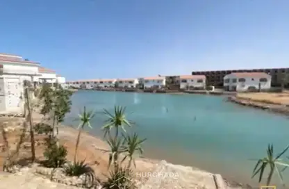 Villa - 4 Bedrooms - 4 Bathrooms for sale in Hurghada Resorts - Hurghada - Red Sea