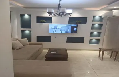 Apartment - 2 Bedrooms - 1 Bathroom for rent in Abou Hanifa Al Noaman St. - Rehab City First Phase - Al Rehab - New Cairo City - Cairo