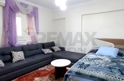 شقة - 3 غرف نوم - 1 حمام للبيع في ميامي - حي اول المنتزة - الاسكندرية