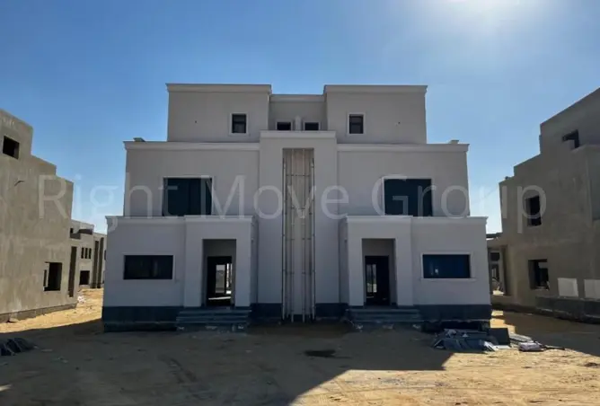 107972500 - Property Image 2