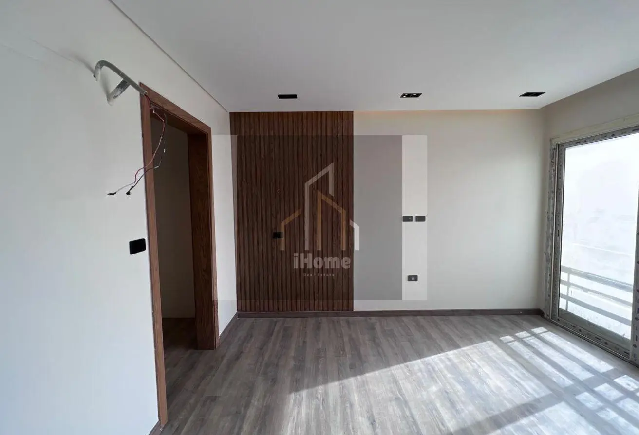 112975829 - Property Main Image
