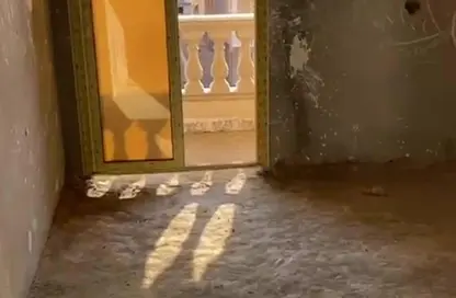 Apartment - 3 Bedrooms - 3 Bathrooms for sale in Mohamed Naguib Axis - Abou El Houl - New Cairo City - Cairo