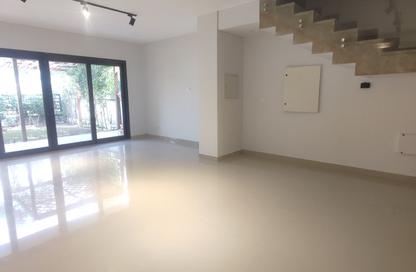 Townhouse - 2 Bedrooms - 3 Bathrooms for sale in Garden Residence - Hyde Park - New Cairo City - Cairo