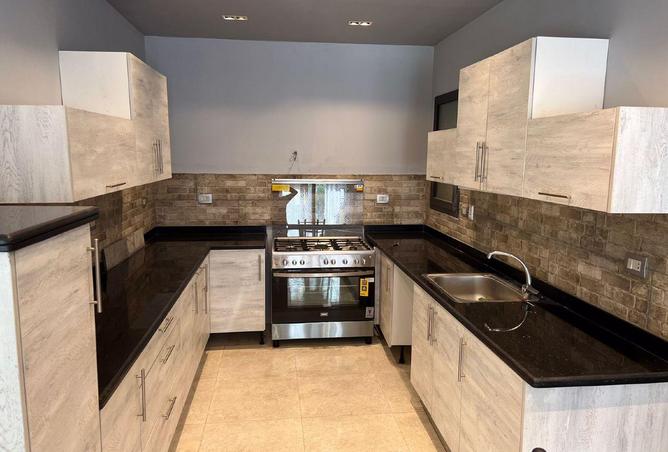 87219156 - Property Image 3