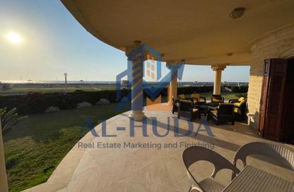 Chalet - 5 Bedrooms - 6 Bathrooms for sale in Sidi Kerir - Qesm Borg El Arab - North Coast