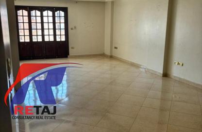 Apartment - 3 - 2 for sale in Ahmed Al Zomor St. - 9th Zone - Nasr City - Cairo