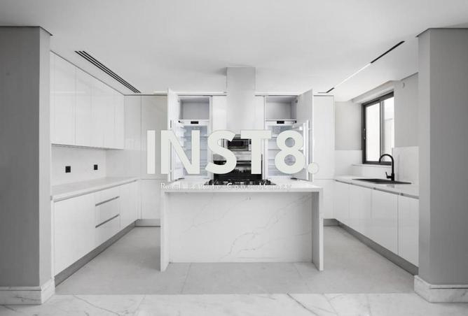 73772183 - Property Image 2