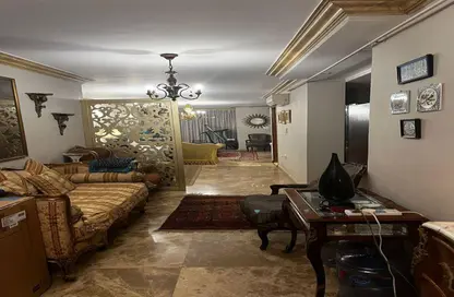 Apartment - 3 Bedrooms - 2 Bathrooms for sale in Haeet Al Tadres St. - Dokki - Giza Apartment - 3 Bedrooms - 2 Bathrooms for sale in Haeet Al Tadres St. - Dokki - Giza