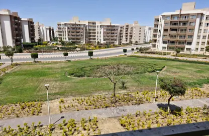 شقة - 3 غرف نوم - 3 حمامات للايجار في مدينة وصال - كمبوندات الشروق - مدينة الشروق - القاهرة